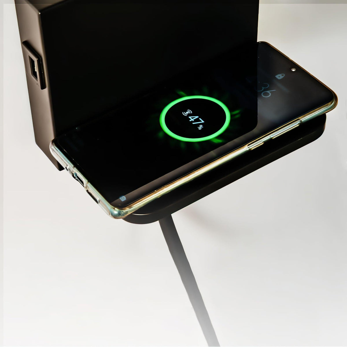 Candeeiro de parede LED moderno e minimalista Vectra