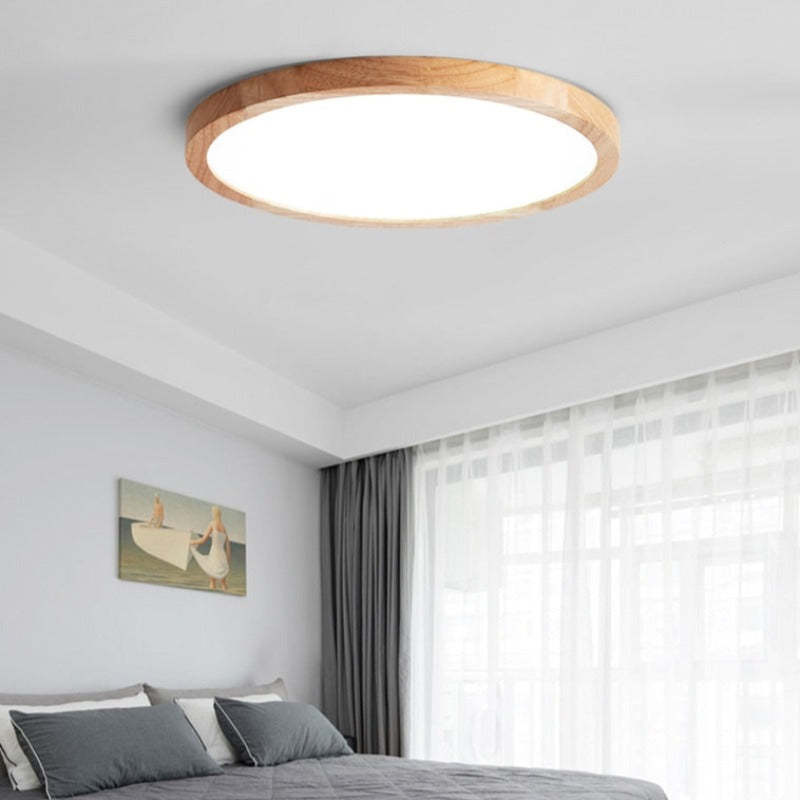 Minimalískur LED-loftlampi frá Orvix úr viði