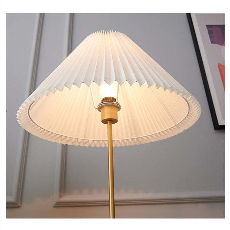 Ozawa enkel valnød/metal/stof bord-/gulvlampe, stue