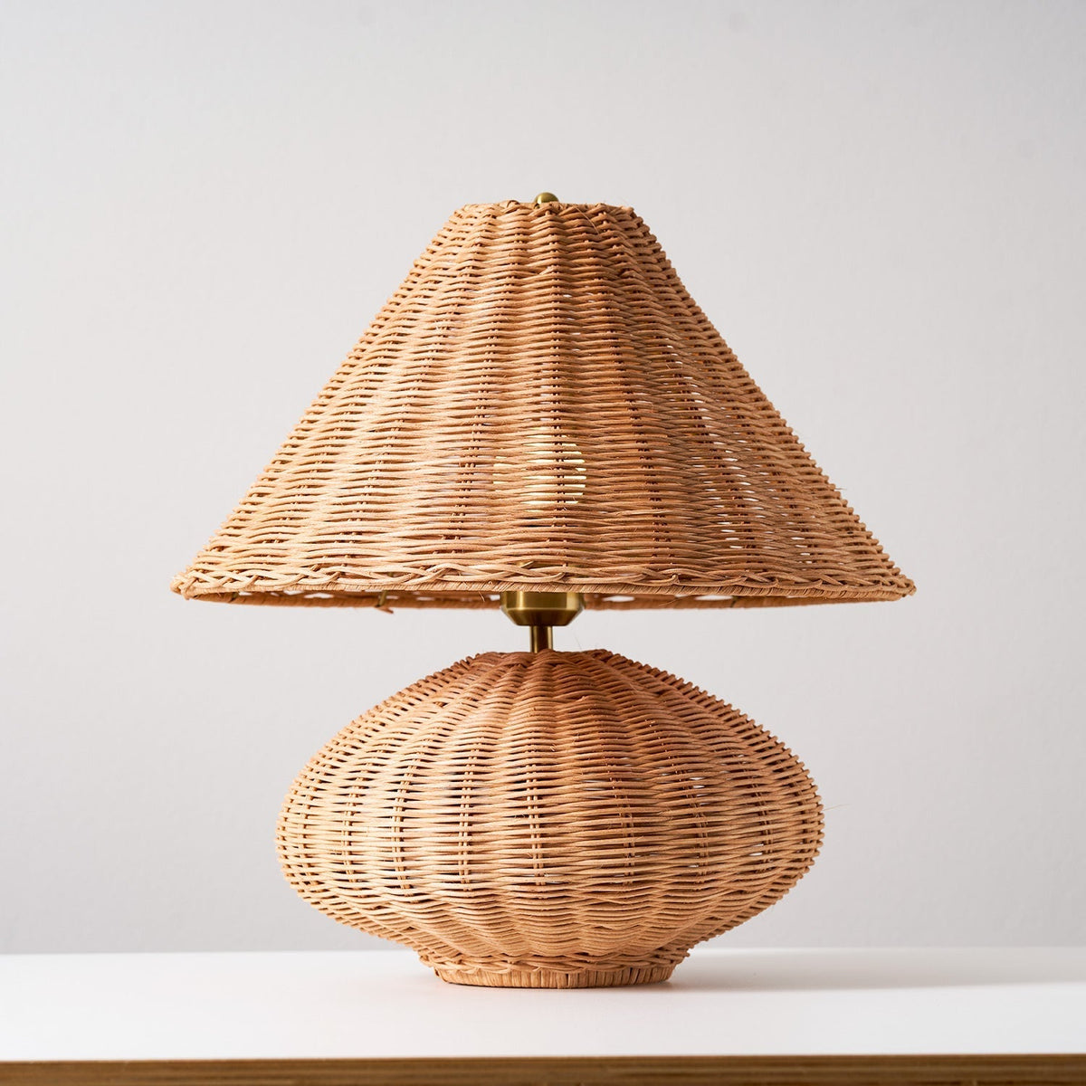 Lumiriella bordlampe
