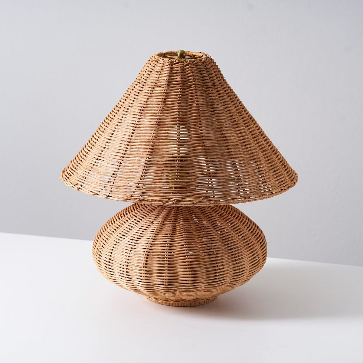 Lumiriella bordlampe