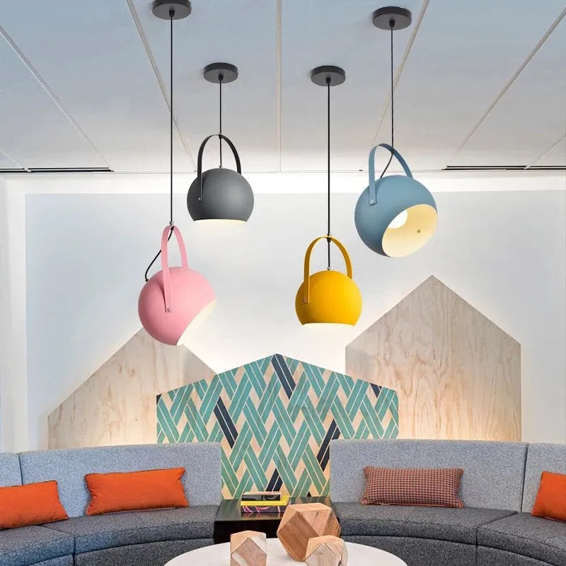 Aira färgglad pendellampa i art déco-stil, klotformad, sovrum