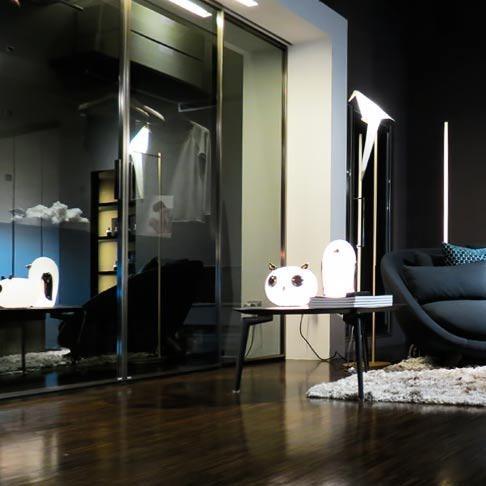 Candeeiro de mesa Marvelian extravagante