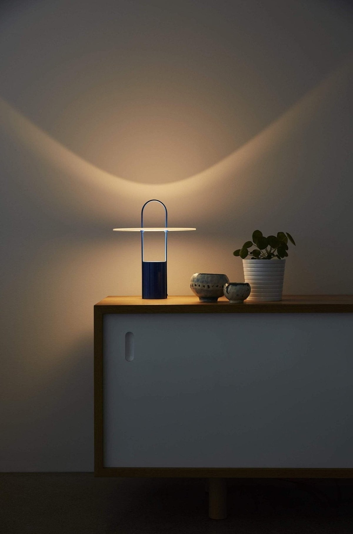Hattie moderne bordlampe
