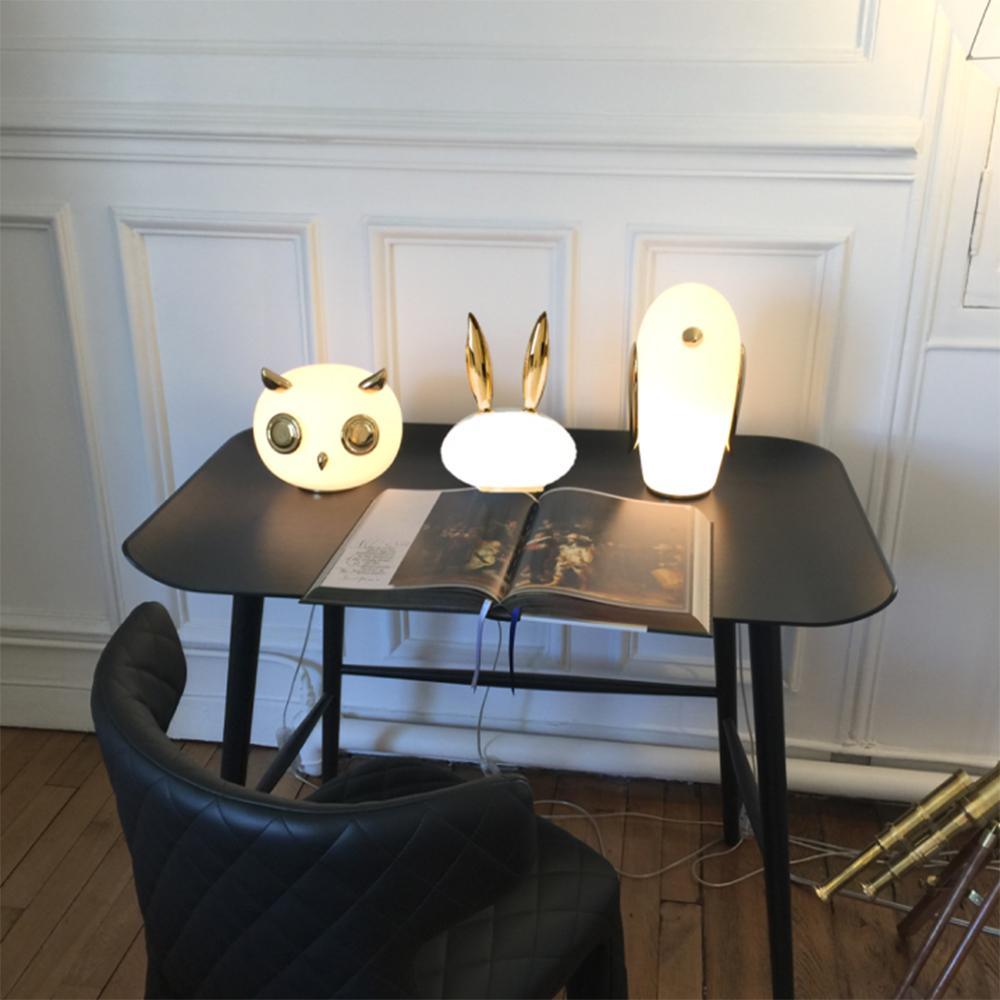 Candeeiro de mesa Marvelian extravagante