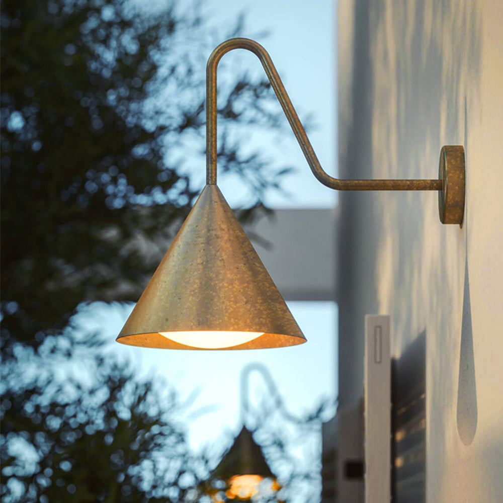 Ray modern minimalistisk konformad utomhusvägglampa i metall, vattentät, svart/guld