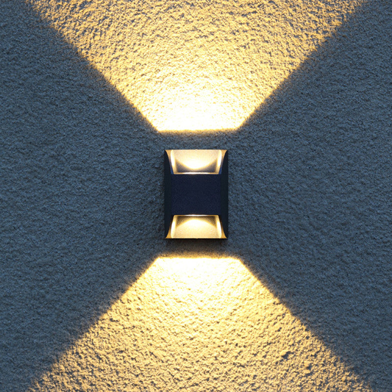 Ray minimalistinen ylös- ja alaspäin valaiseva metallinen ulkoseinävalaisin, musta