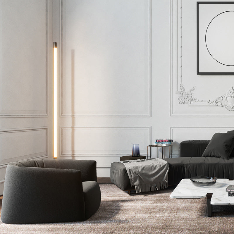 Edge minimalistinen lineaarinen lattiavalaisin, musta/kullanvärinen, metalli/marmori