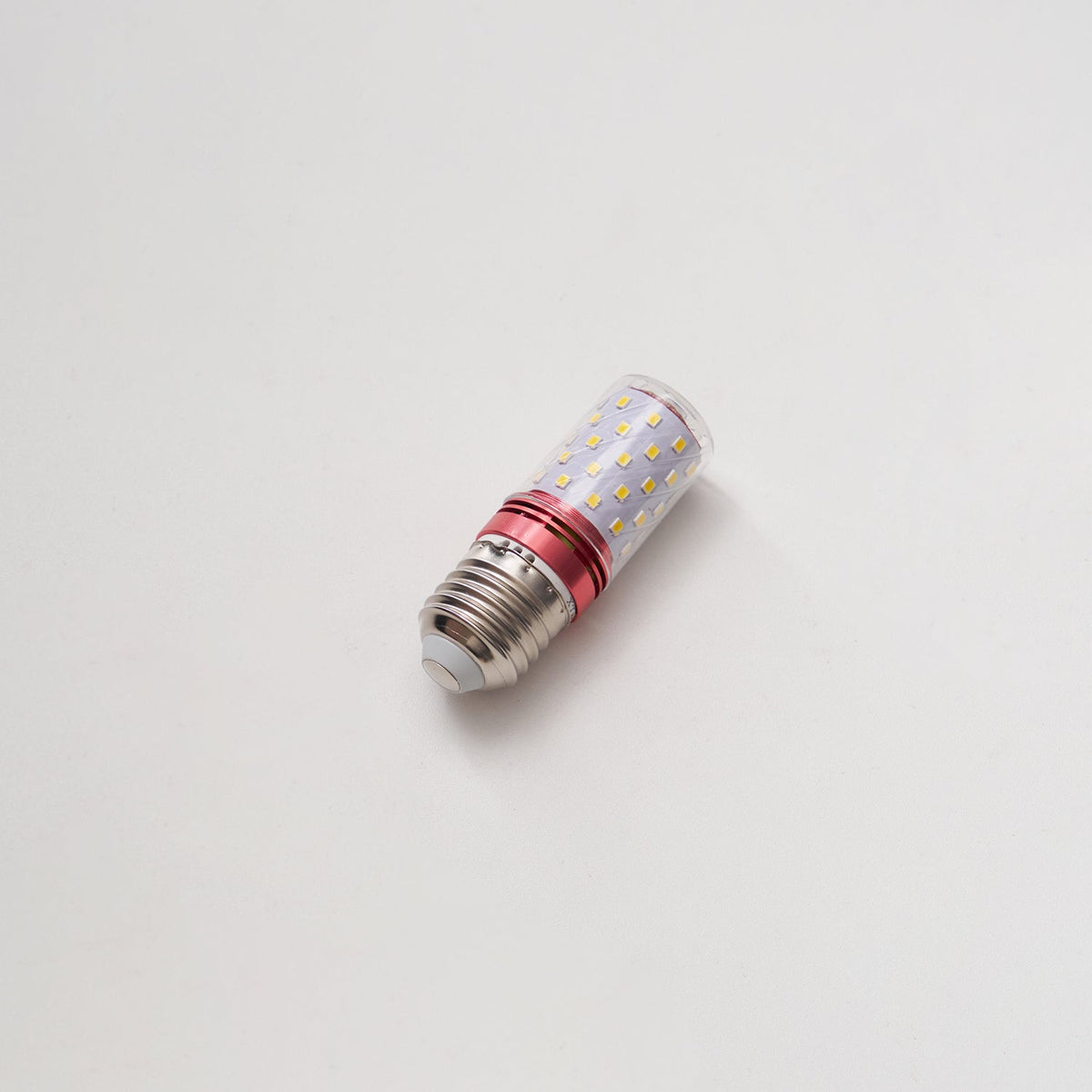 LED-pære med flere fatninger (G4 / G9 / GU10 / E14 / E27)