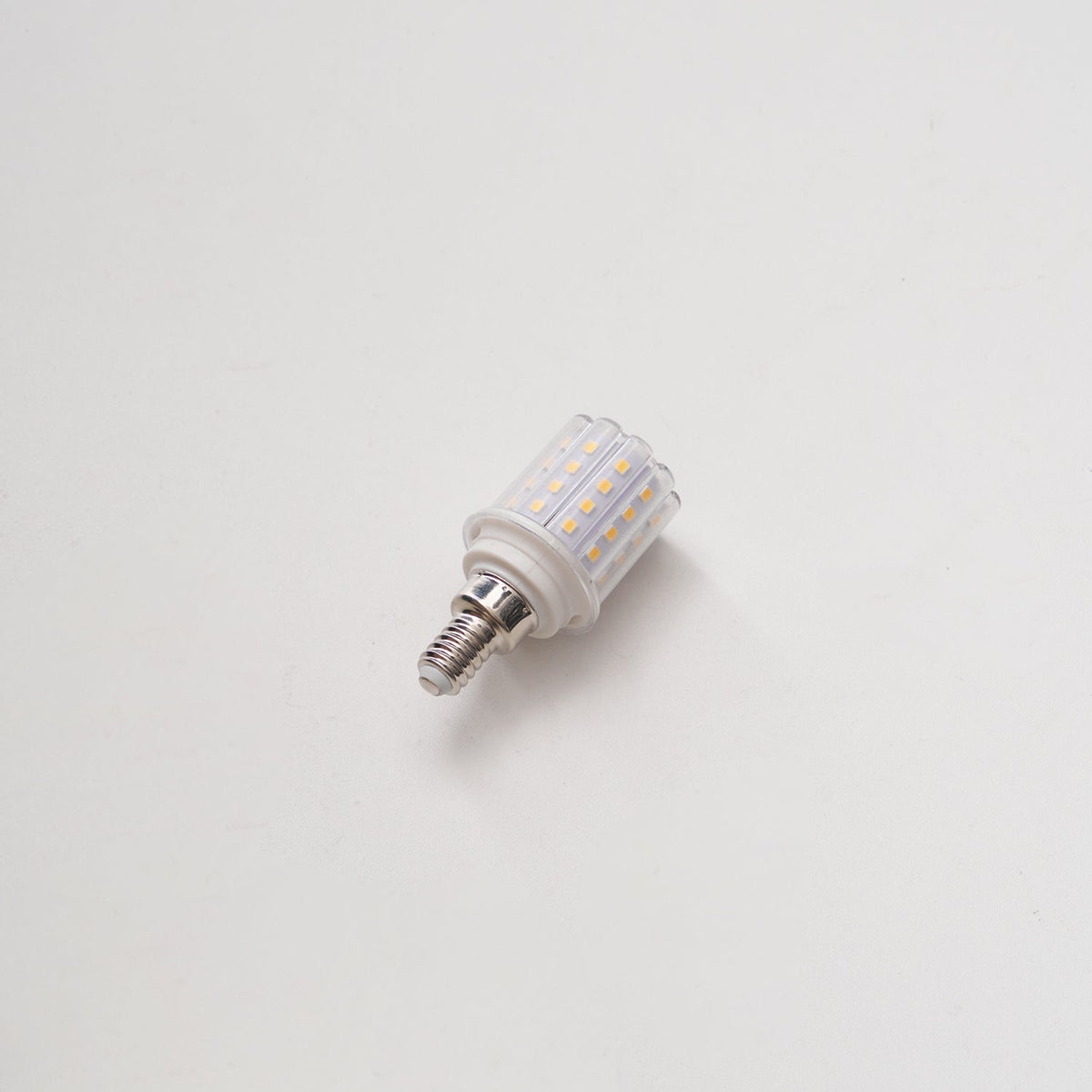 LED-pære med flere fatninger (G4 / G9 / GU10 / E14 / E27)