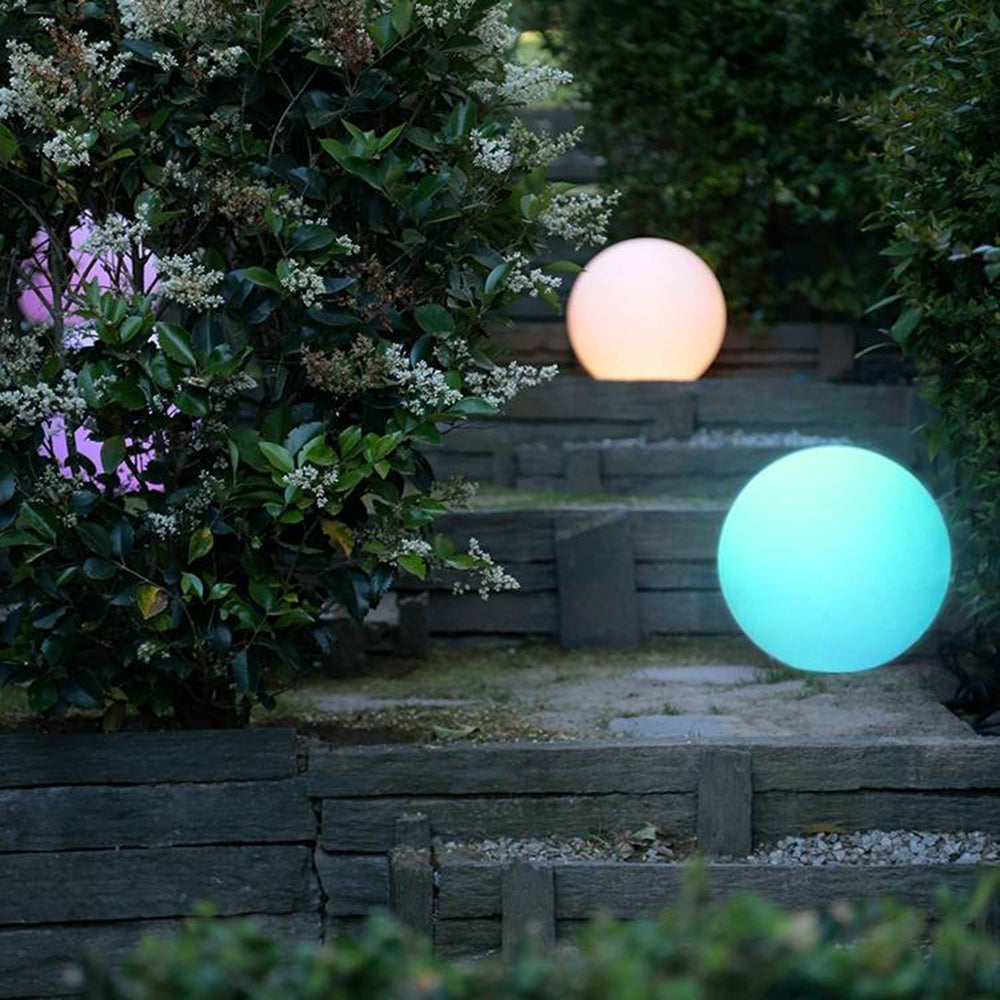 Ray minimalistisk klotformad LED-utomhusbelysning, harts, vit