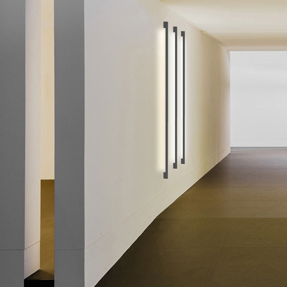 Evoa Modern Slim Linear Black LED Wall Lamp