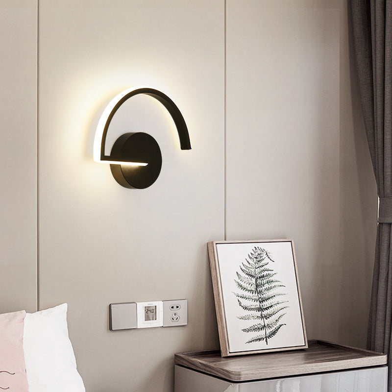 Arisha minimalistinen lineaarinen puolipyöreä metallinen koristeellinen seinävalaisin