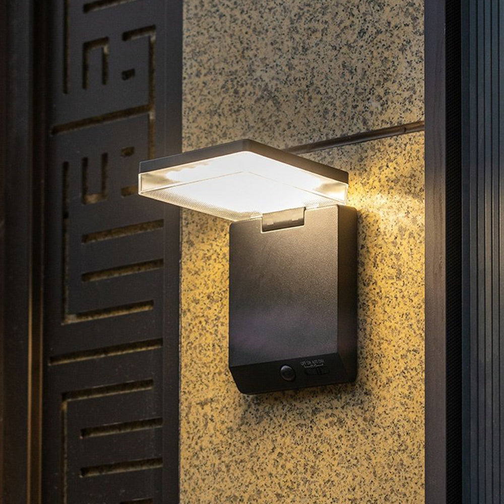 Ray nútímalegur naumhyggjulegur skynjarastýrður vegglampi með réttu horni og sólarhleðslu, vatnsheldur, svartur