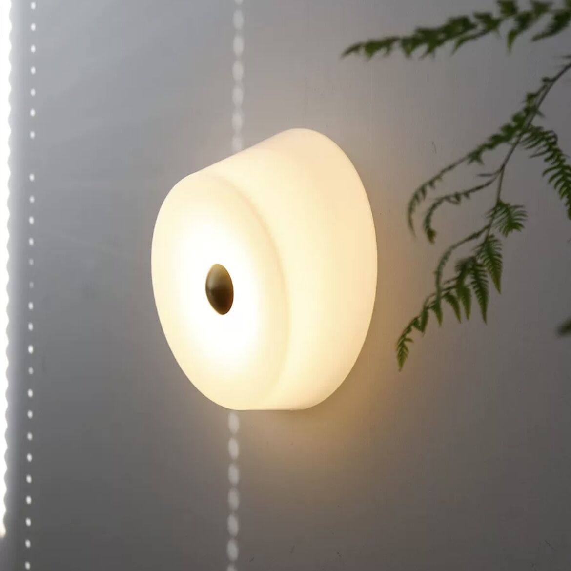 Ray moderne enkel indendørs væglampe i glas/metal, guld/sølv, soveværelse