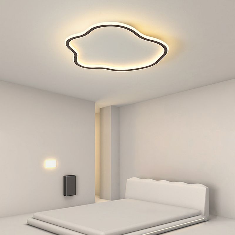 Arisha Modern Metal/ Flush Mount Ceiling Lights, White/Black