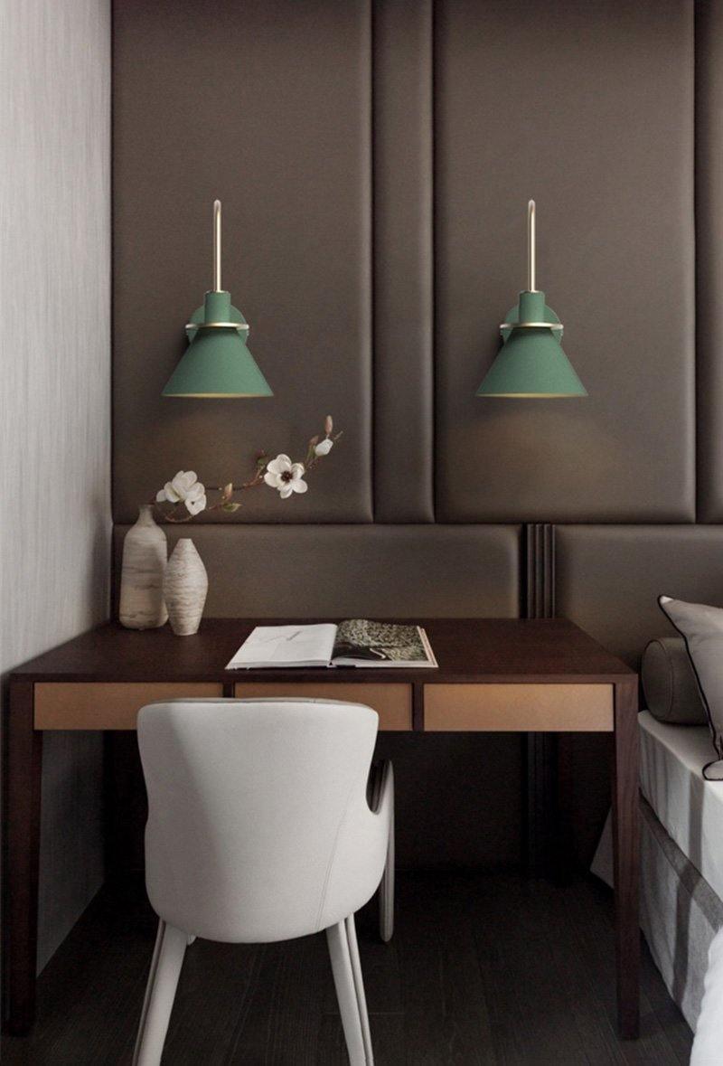 Solerine minimalistisk vägglampa i svart och guld