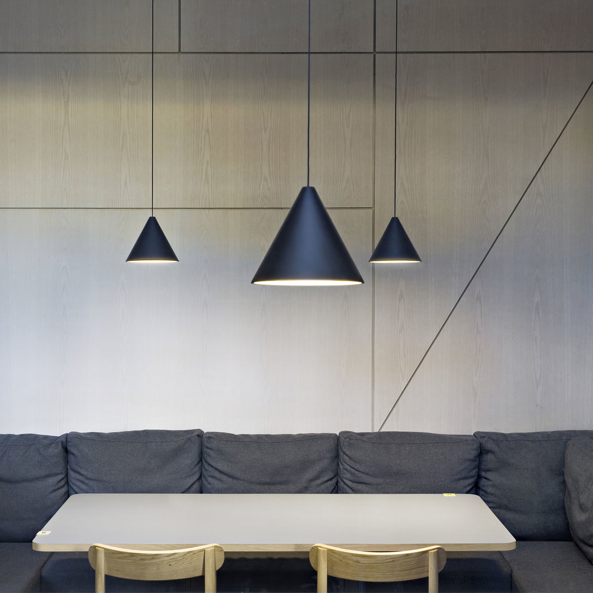 Fio minimalistisk pendellampa i plast