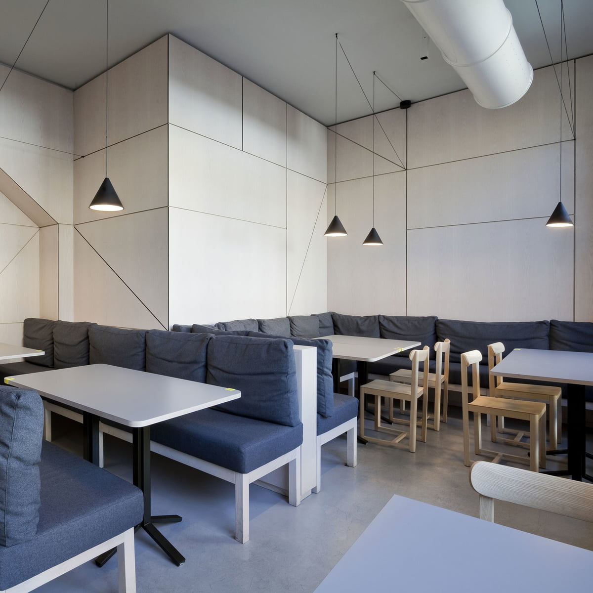 Fio minimalistisk pendellampa i plast