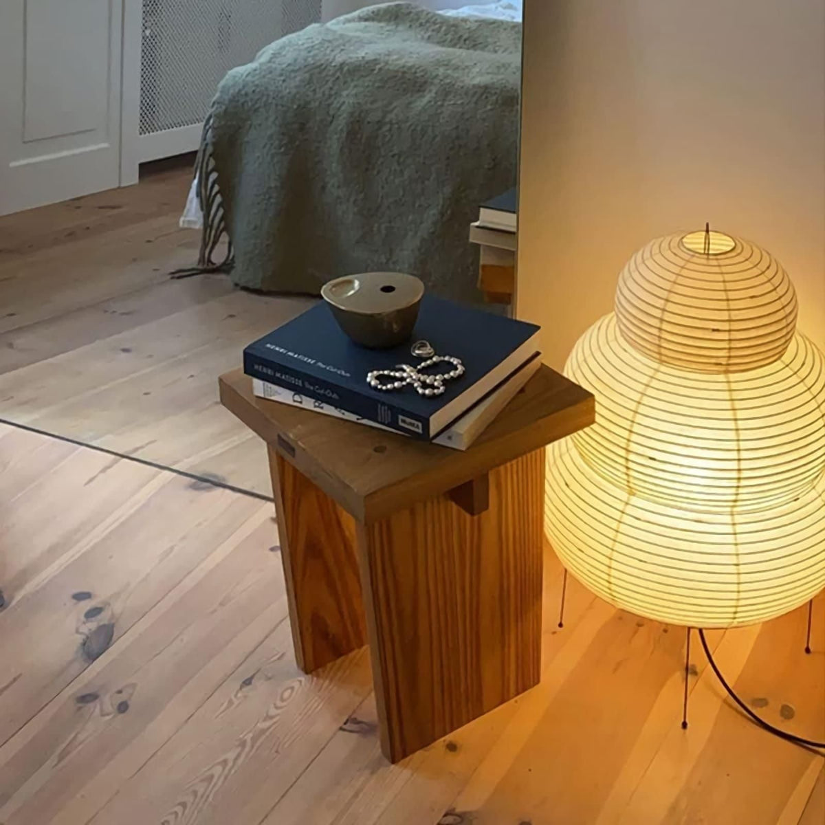 Tranquilux japanskinspirerad bordslampa i papper