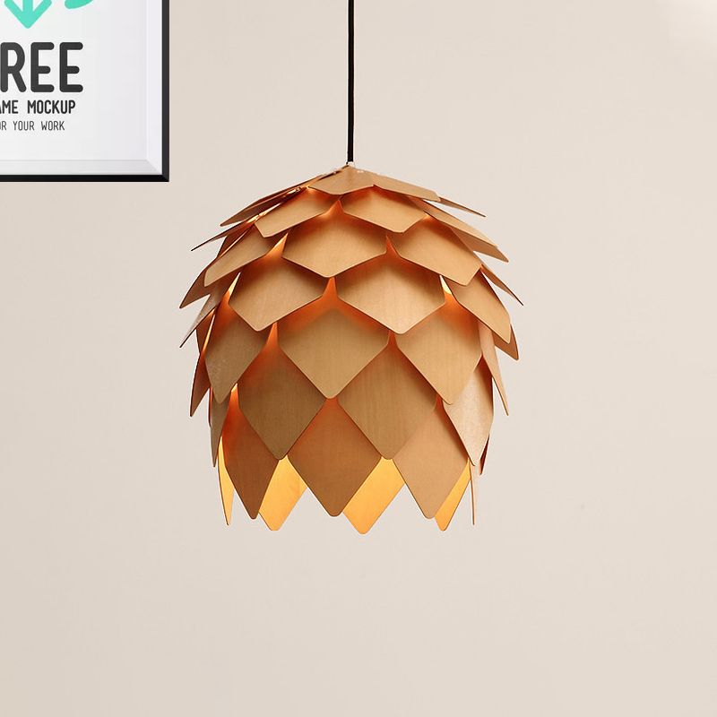Muto designerpendellampe i træ formet som en kogle
