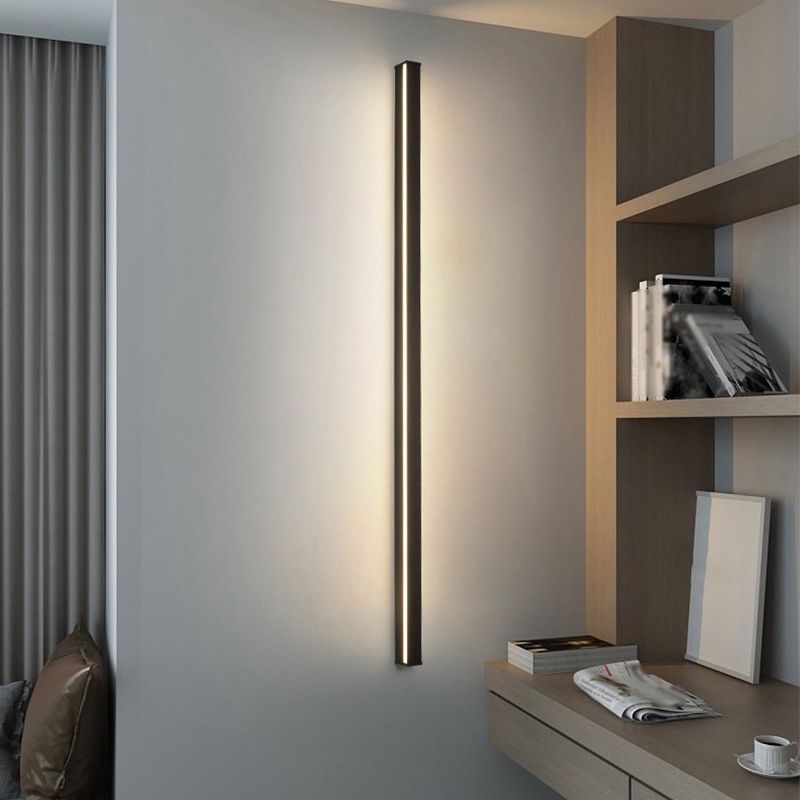 Arisha Minimalist Black Bar Mirror Front Vanity Wall Lamp, Metal/