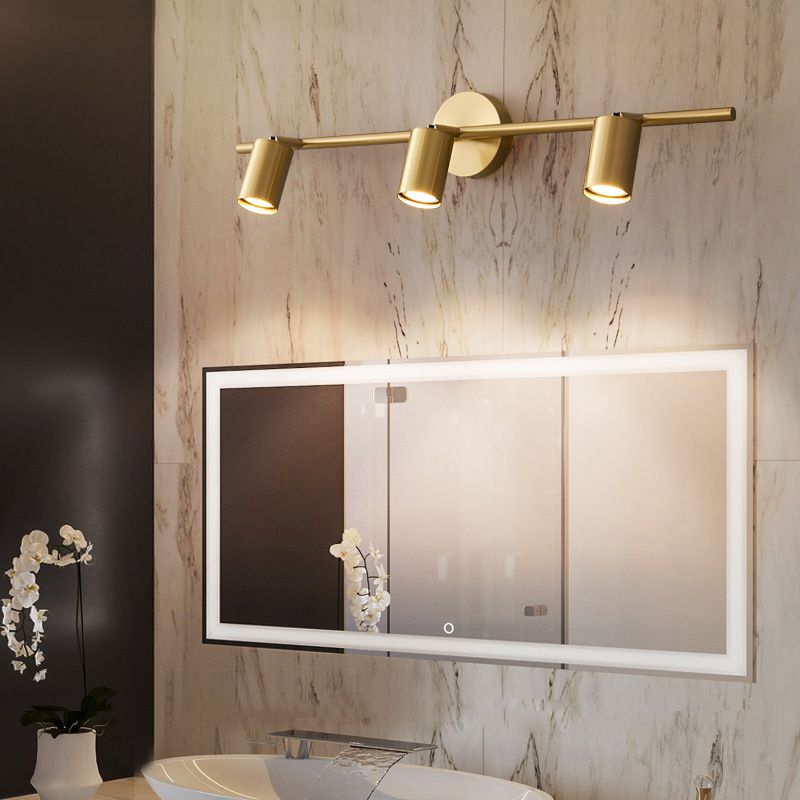 Griv modern roterbar spotlight i cylindrisk form, vägglampa i mässing