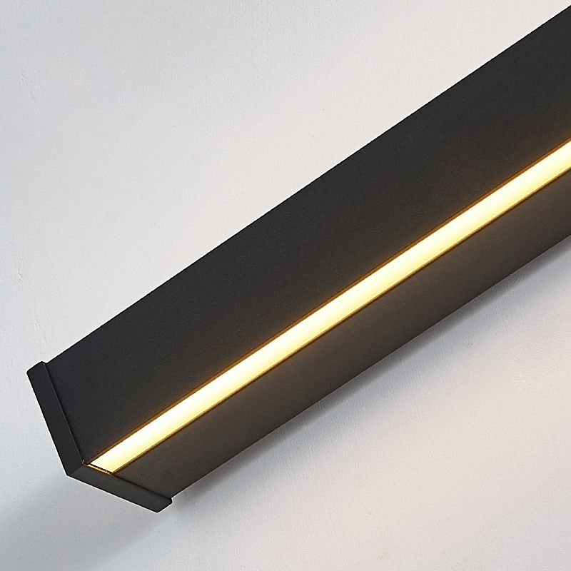 Arisha Minimalist Black Bar Mirror Front Vanity Wall Lamp, Metal/
