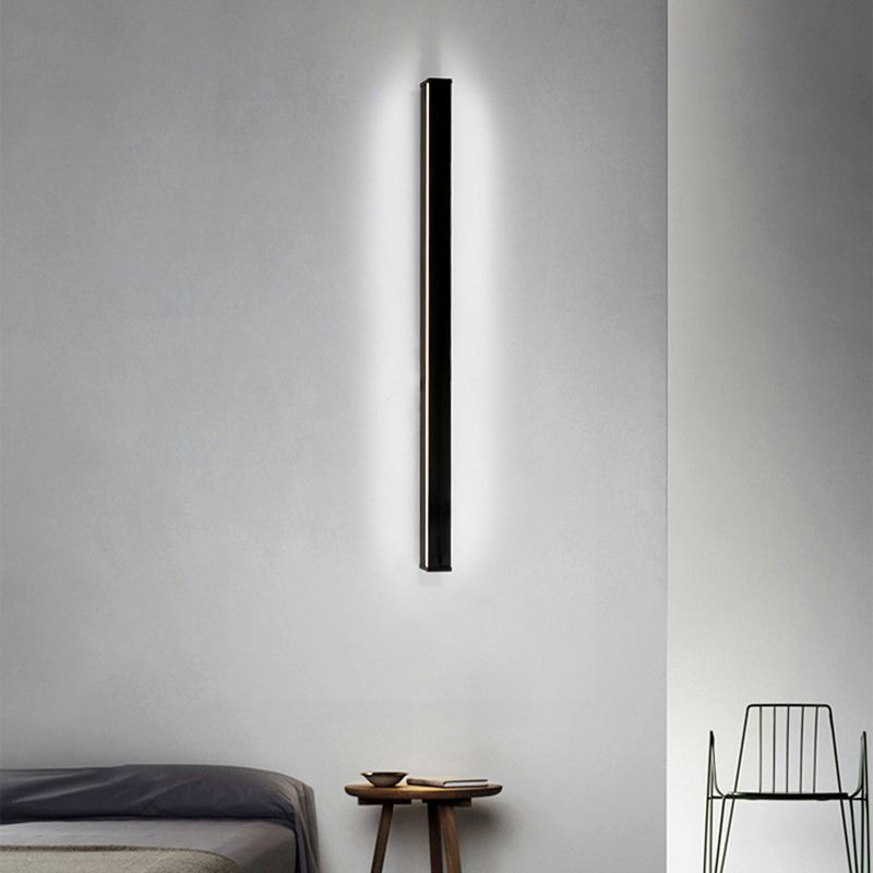 Arisha Minimalist Black Bar Mirror Front Vanity Wall Lamp, Metal/