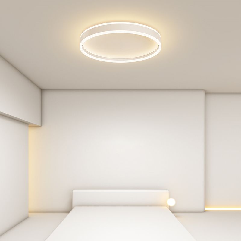Arisha moderne rund LED-loftslampe i metal, hvid/sort