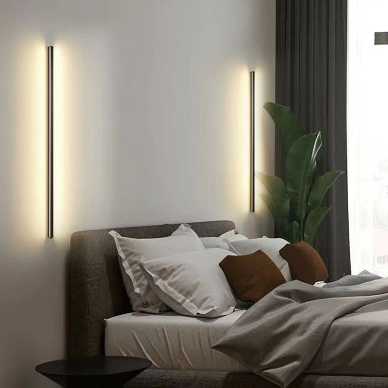 Arisha Minimalist Black Bar Mirror Front Vanity Wall Lamp, Metal/