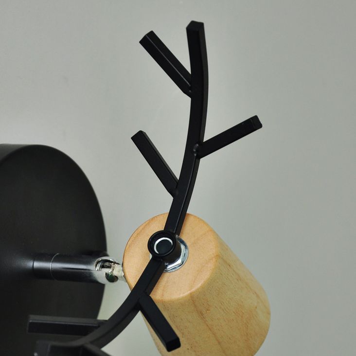 Muto modern vägglampa i trä och glas med hornform, sovrum/badrum