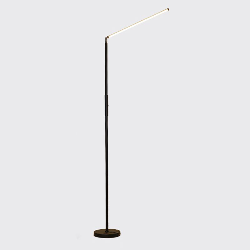 Edge minimalistinen lineaarinen lattiavalaisin, metalli, musta/valkoinen