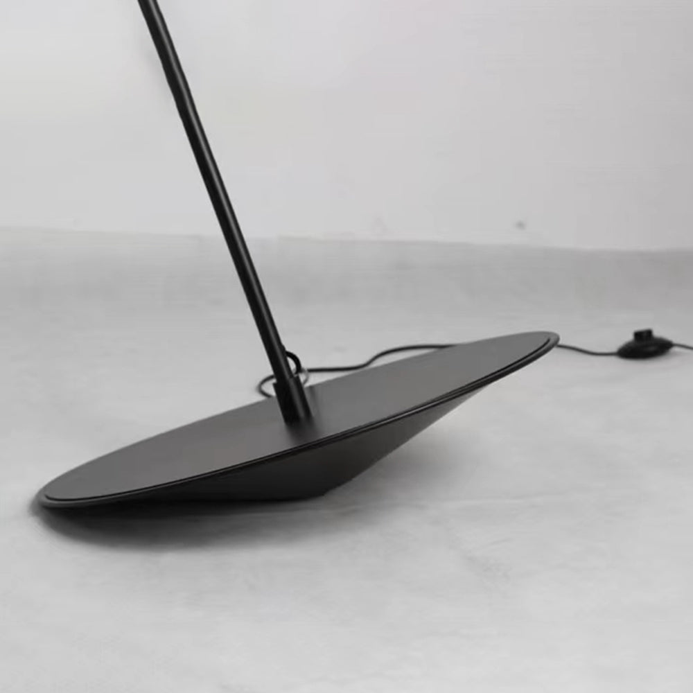 Salgado frisbee-golvlampa med fiskespödesign, vardagsrum