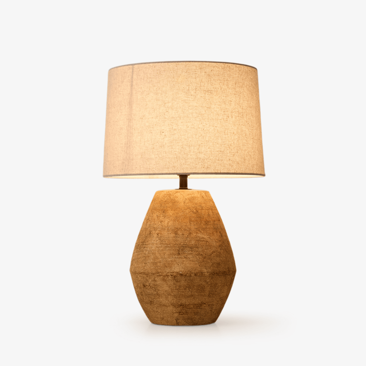 Candeeiro de mesa em tons de terracota texturada