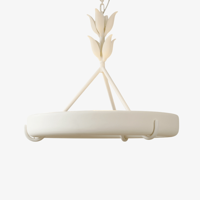 Eixor lysekrone i hvidt gips med blomstermotiv, minimalistisk