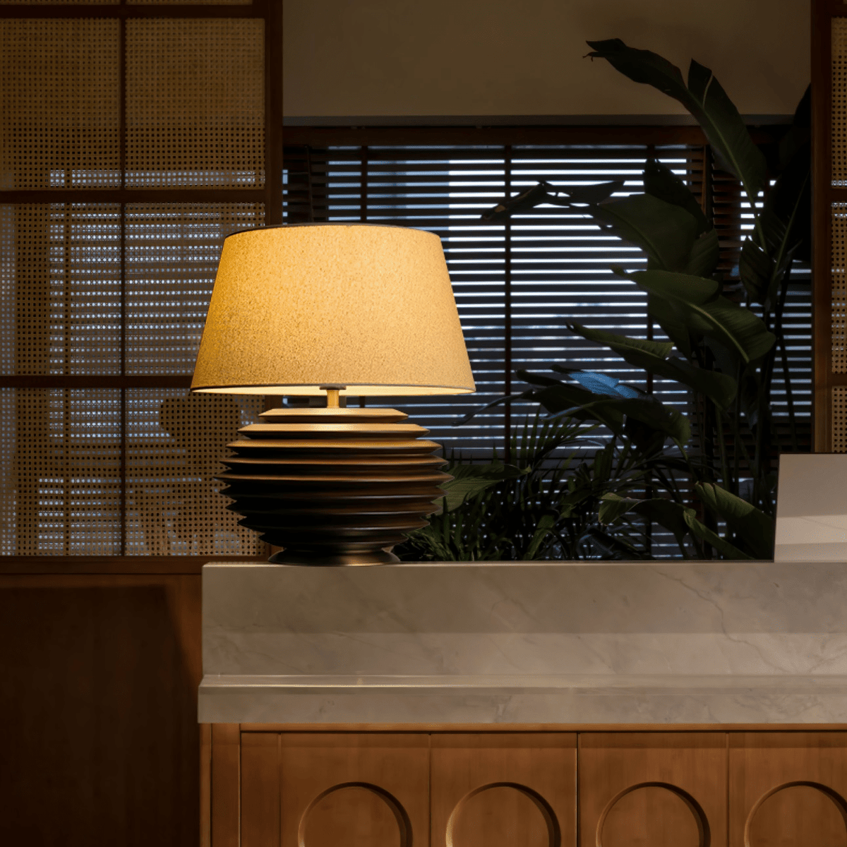 Abby moderne bordlampe