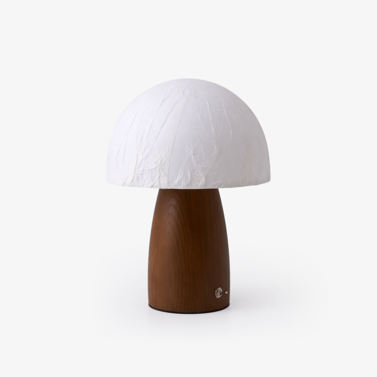Nimbus bordslampa i trä och tyg