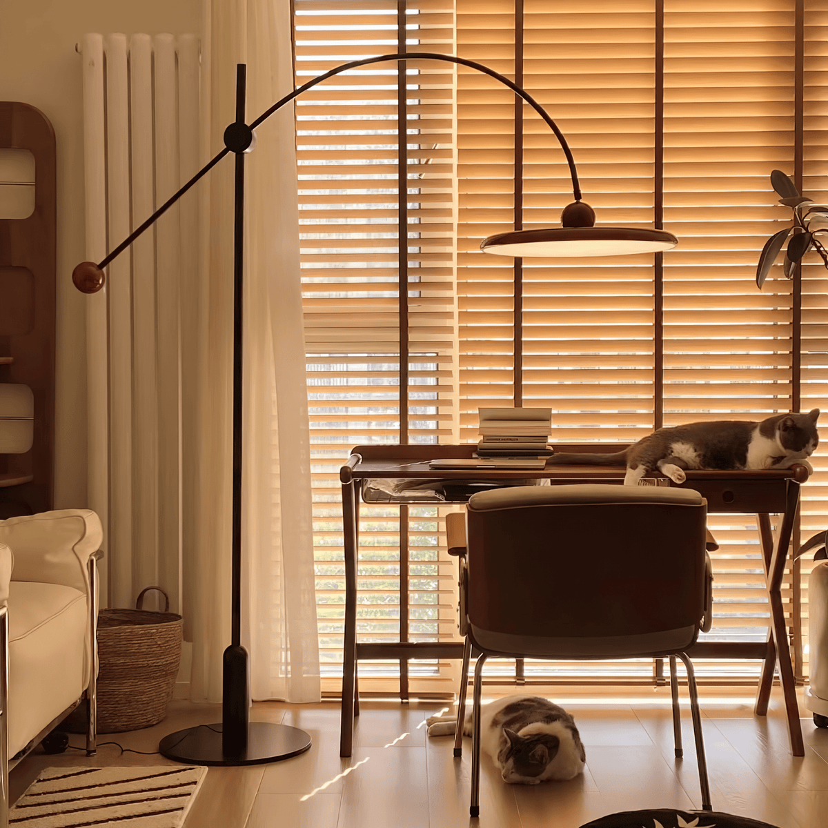 Arc moderne gulvlampe