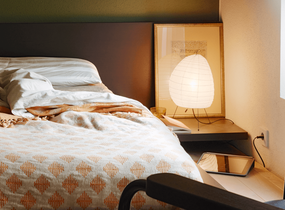 Elaris moderne bordlampe i rispapir