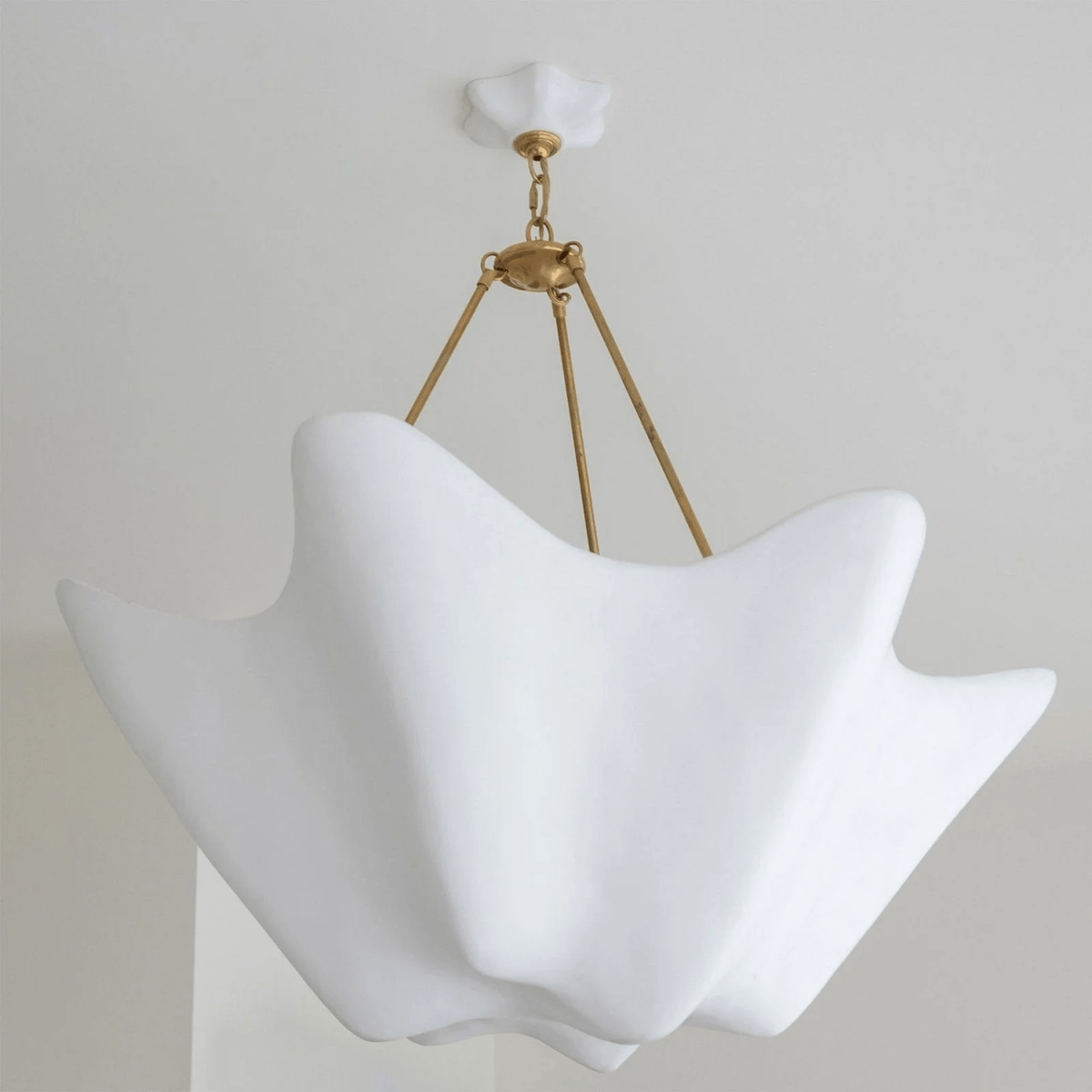 Candeeiro de teto moderno em gesso Ciroira
