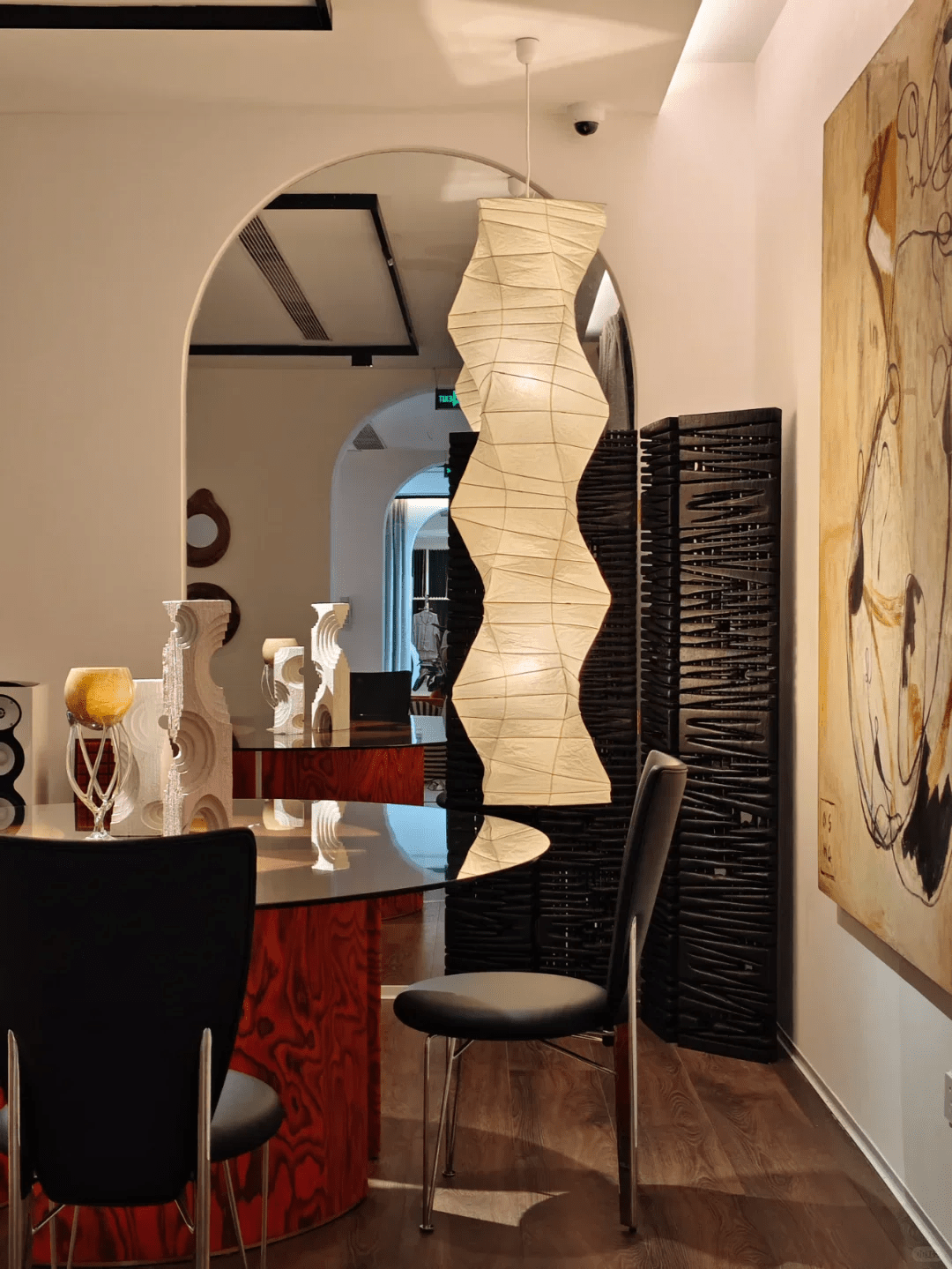 Piaeenne moderne pendellampe i papir