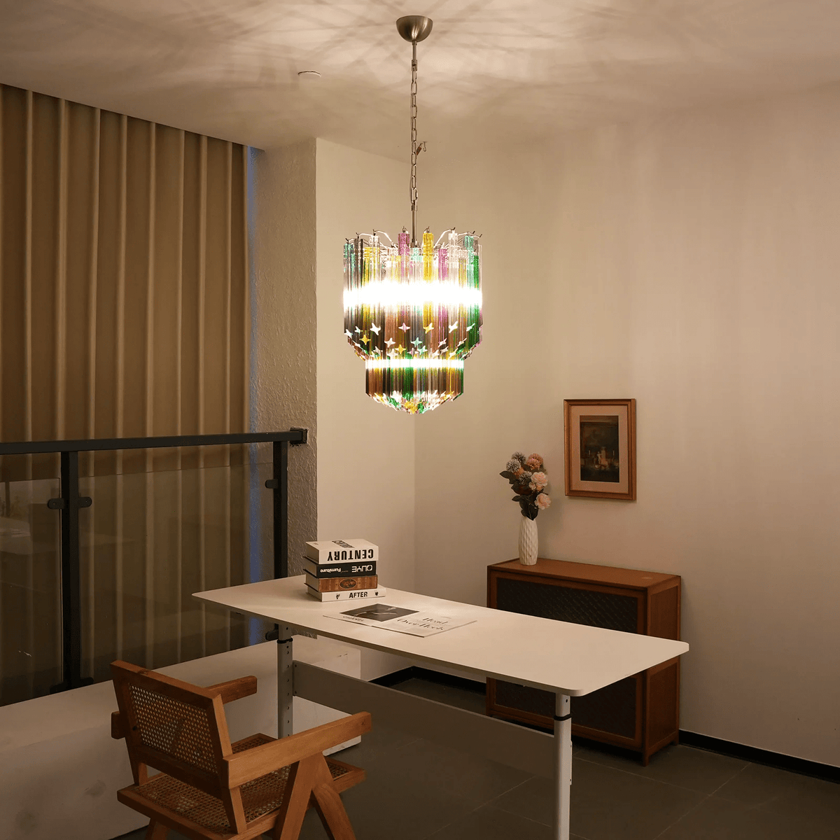 Celorelle ljuskrona i färgglatt prismglas från Murano