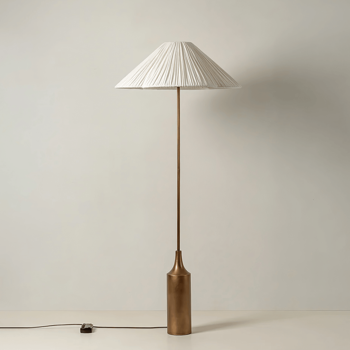 Candeeiro de pé boémio em mármore Zenith