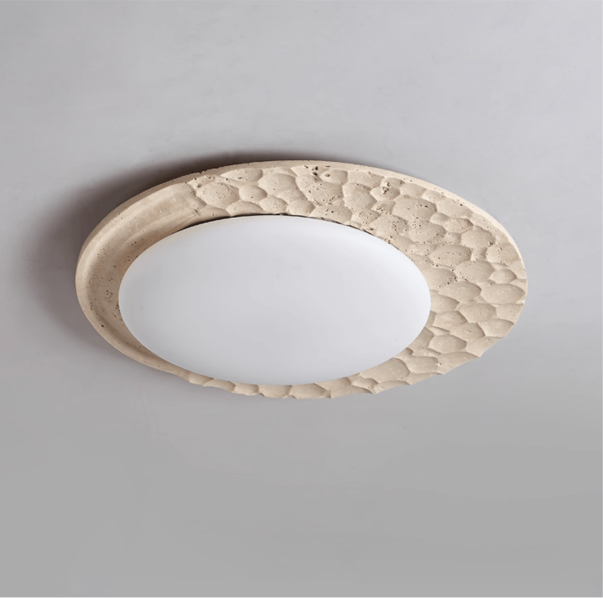 Ivsoris Tekstureret travertinloftlampe