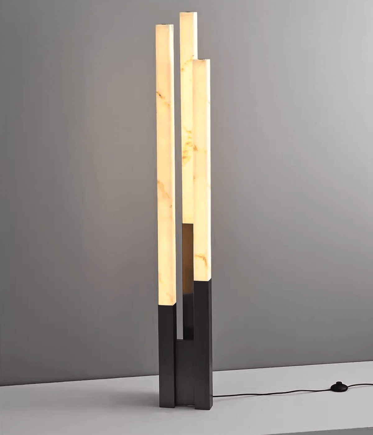 Callisto golvlampa i alabaster