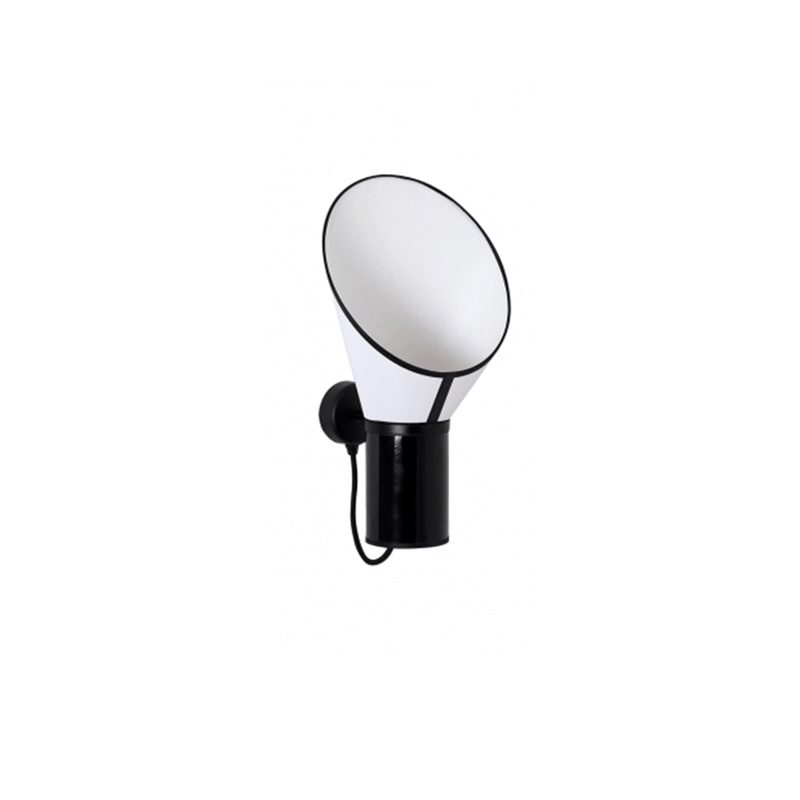Aplique de parede Moorcrest com linha de esboço