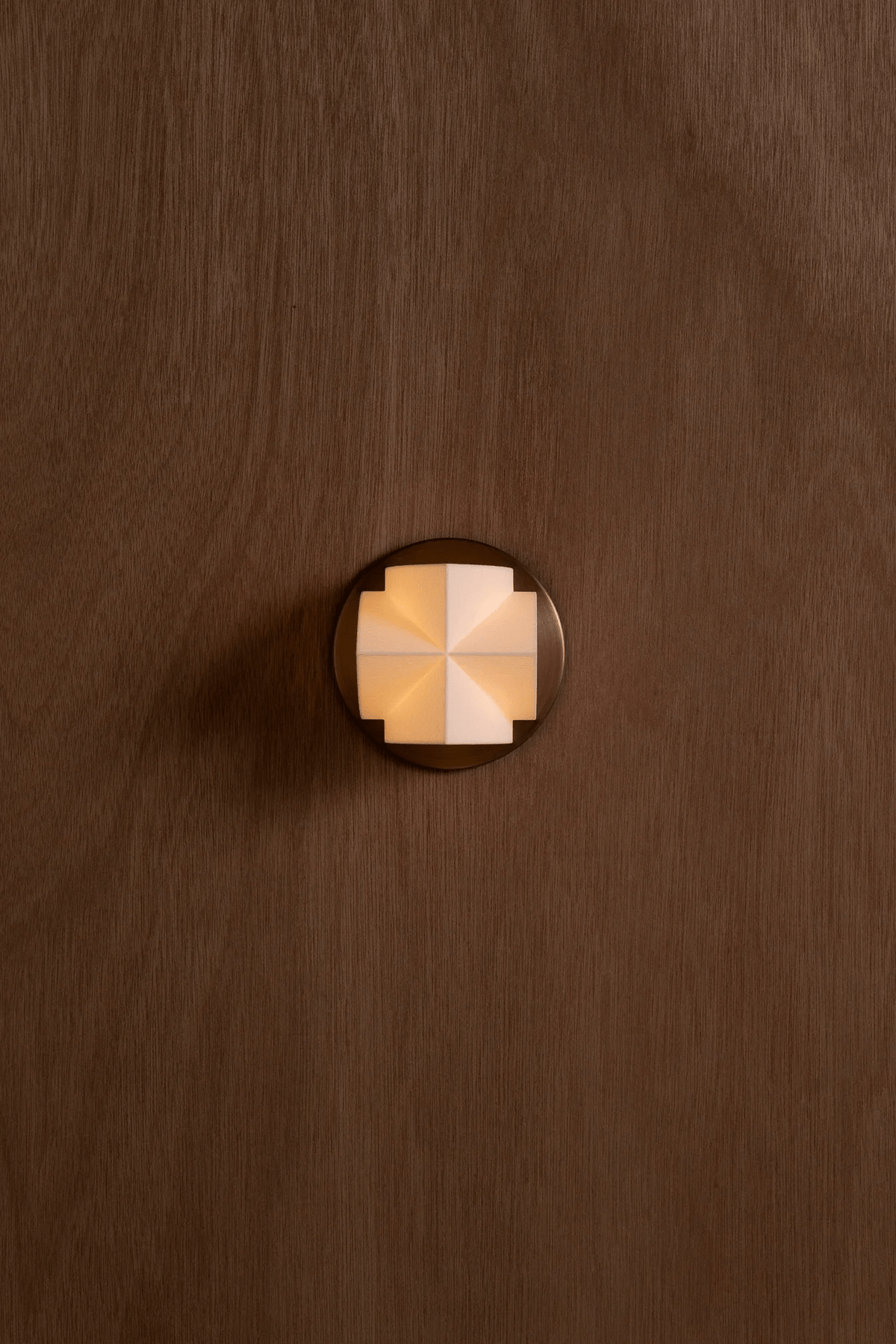 Naala Indoor Wall Sconce