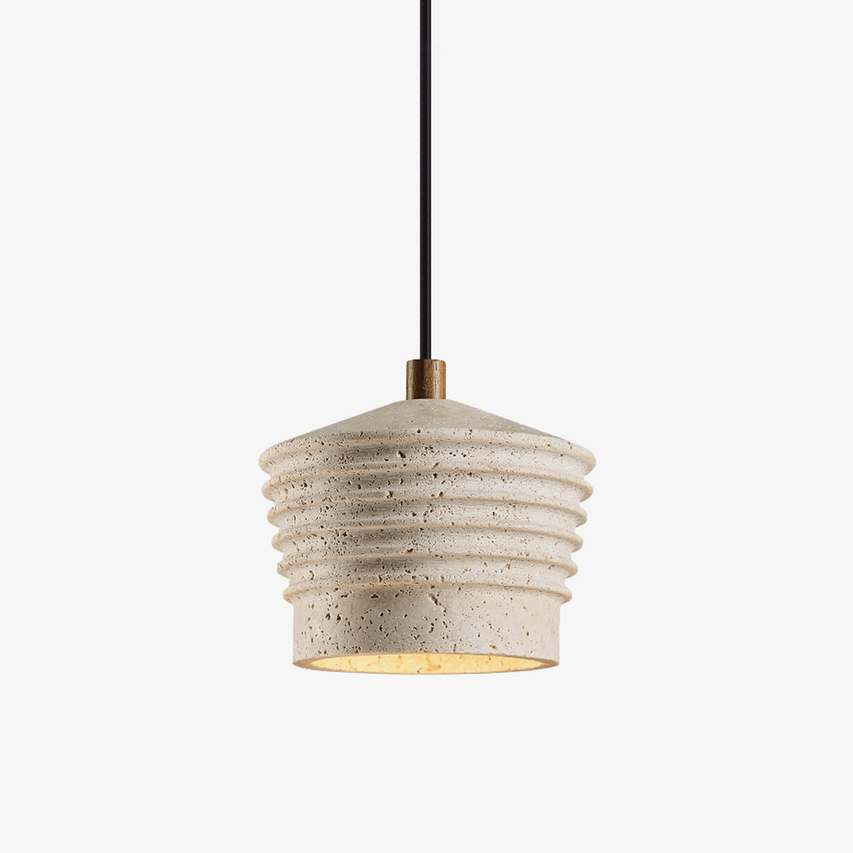 Hana Maison rifflaga hengilampi úr náttúrulegu gulu travertíni