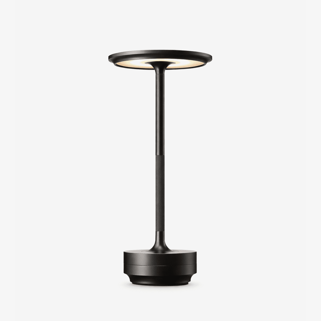Solvane-genopladelig bordlampe